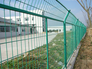 折弯围栏试安装